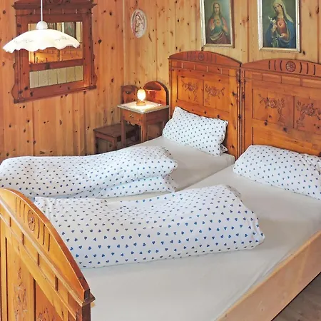 Ferienhaus In Ruhiger Lage