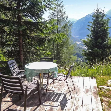 Ferienhaus In Ruhiger Lage