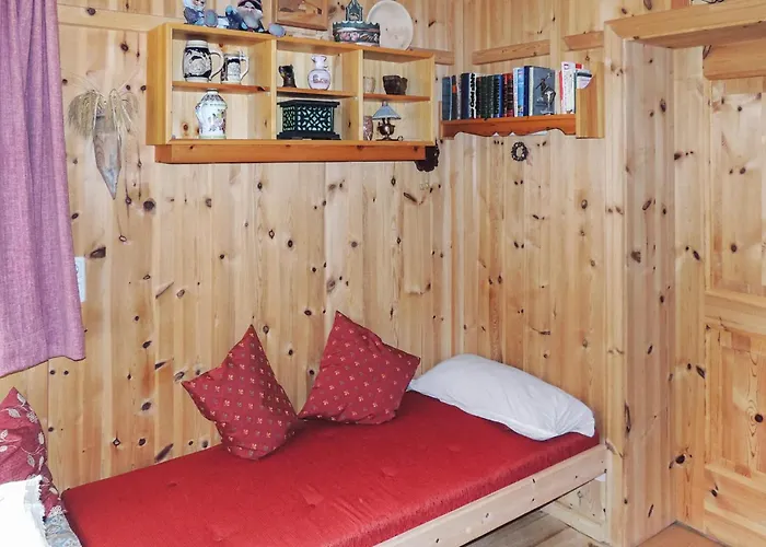 Nyaraló In Ruhiger Lage Gleins