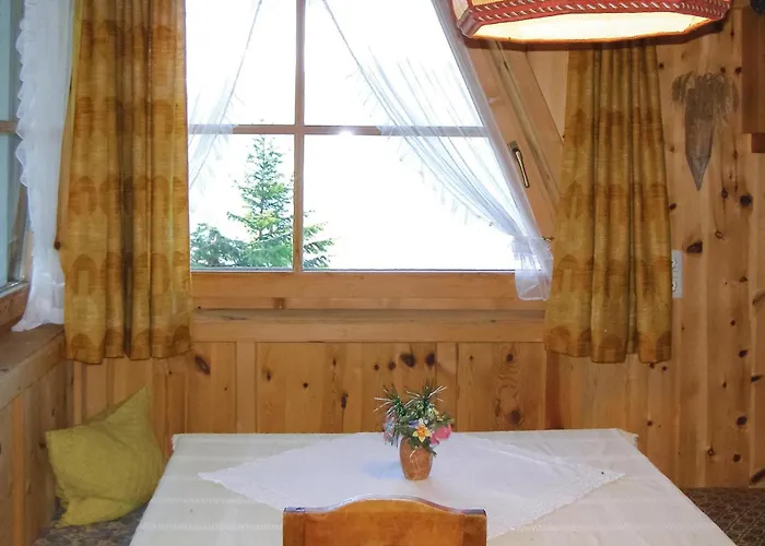 Nyaraló In Ruhiger Lage *